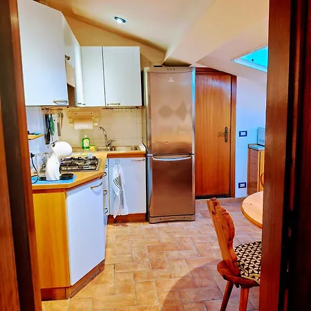 Sopra Le Nuvole Apartment *